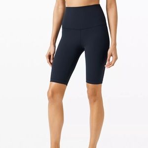 Lululemon Align Super High Rise Short 10”